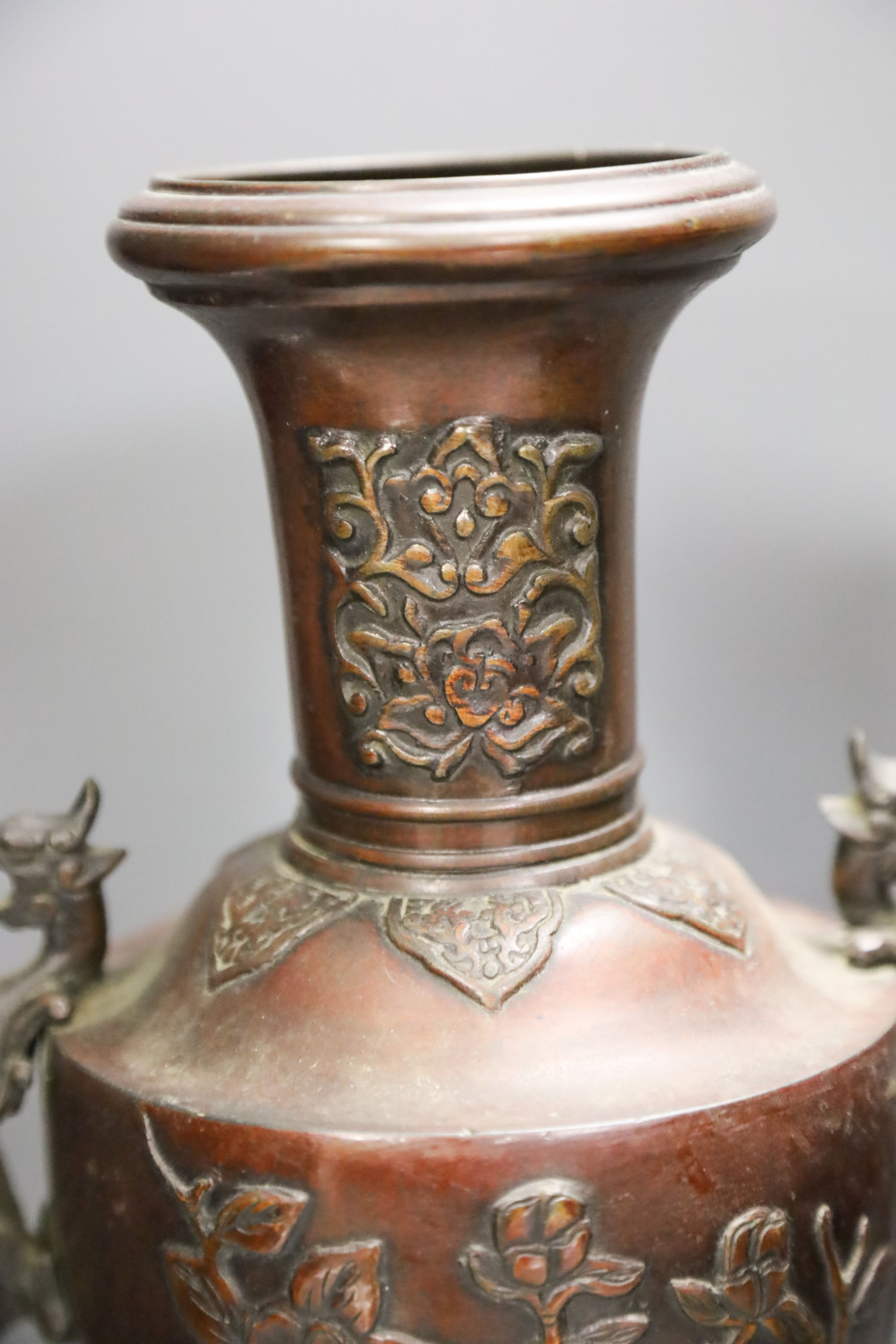 A pair of Japanese bronze vases, Meiji period 40cm